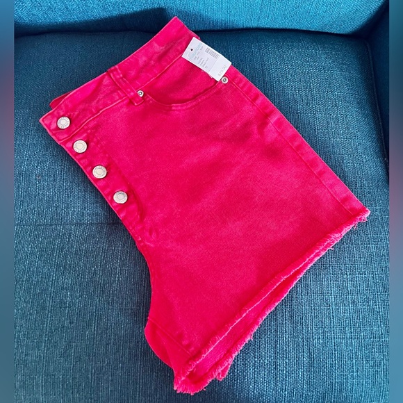 🌺NWT MAURICES RED SHORTS🌺 - Picture 2 of 8